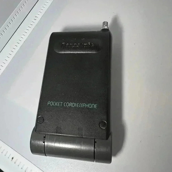 Panasonic Cordless Telephone KX-T3000 - Vintage - Not Tested. - Picture 6 of 7